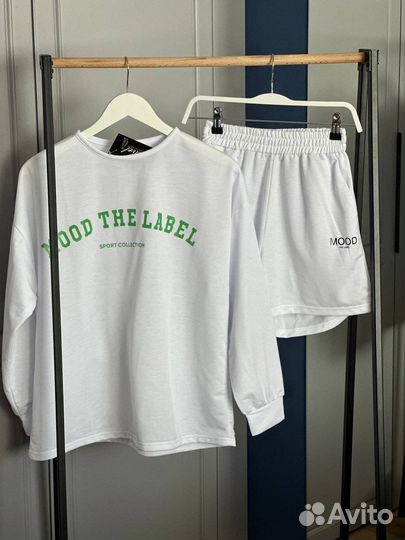 Ктюм спортивный женский шорты+свитшот