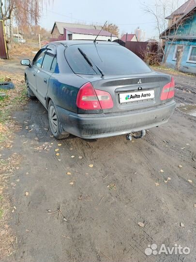 Mitsubishi Carisma 1.6 МТ, 2003, 275 000 км