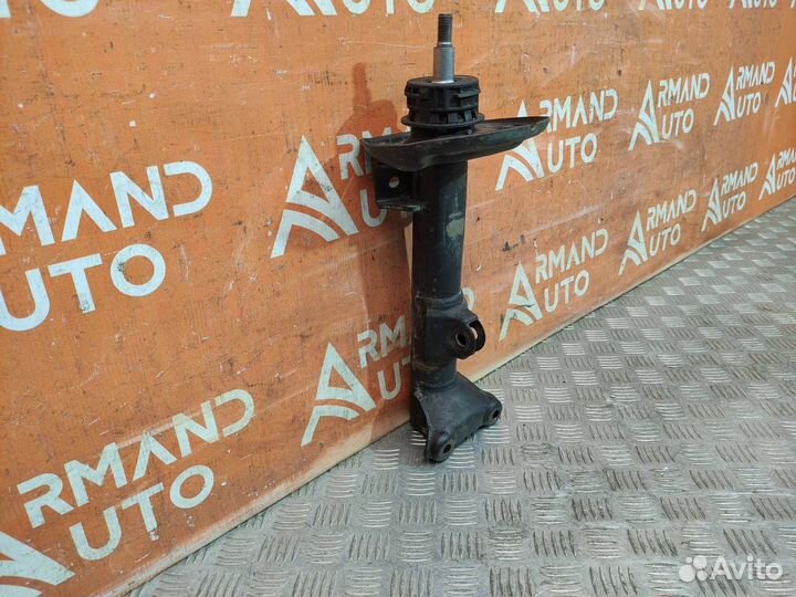 Стойка амортизатора передняя Mercedes C-Class W204