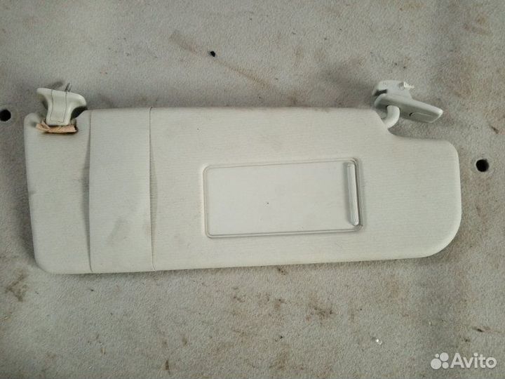 Козырек солнцезащитный передний правый Volkswagen