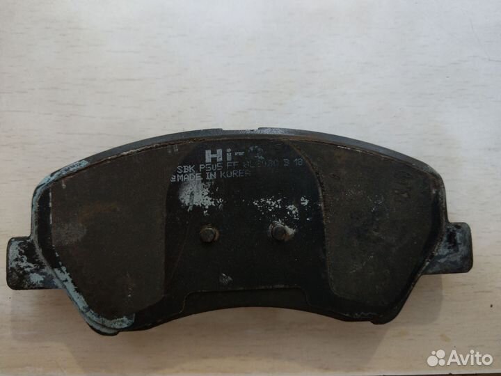Тормозные колодки передние HI-Q