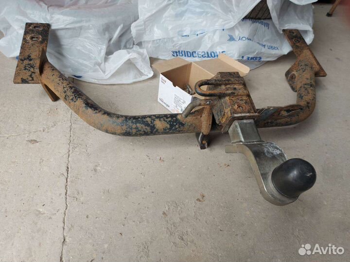 Прицепное Hyundai H-1 2017