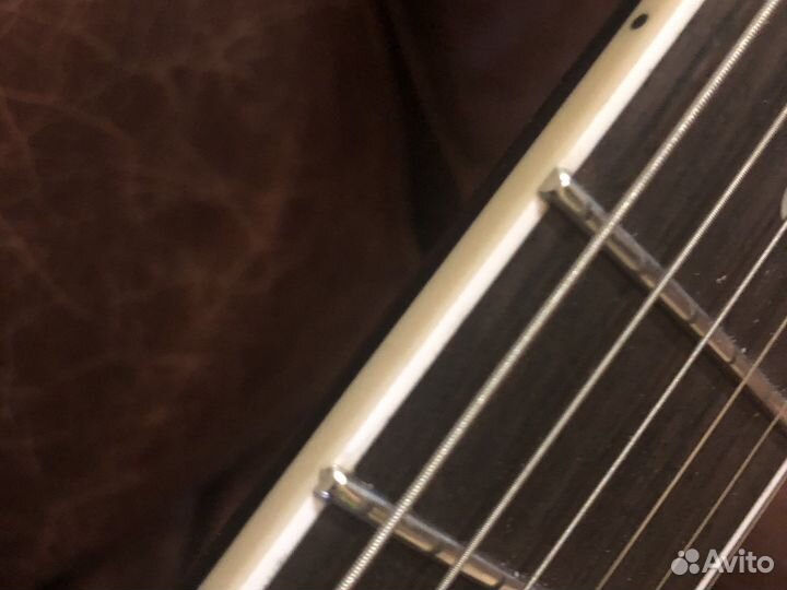 Rickenbacker 481