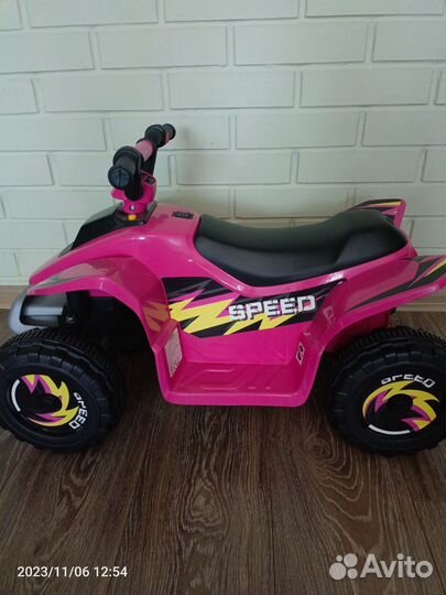 Детский квадроцикл на аккумуляторе