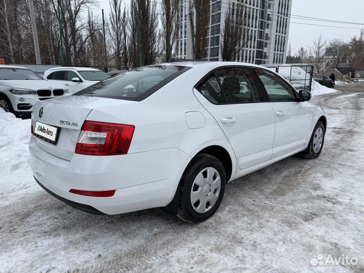 Skoda Octavia 1.6 AT, 2016, 137 288 км