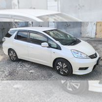 Honda Fit Shuttle 1.3 CVT, 2012, 128 000 км, с пробегом, цена 1 100 000 руб.