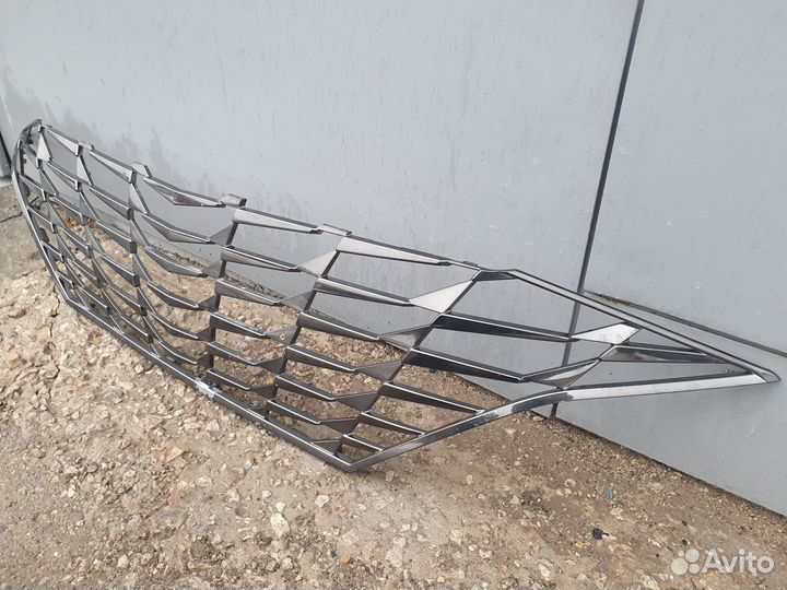 Решетка радиатора Hyundai Elantra CN7