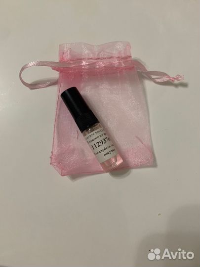 Lazurde Rouge Extrait аналог Baccarat Rouge