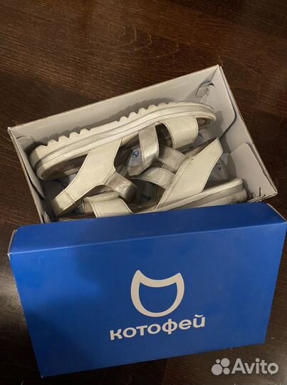 Босоножки для девочки