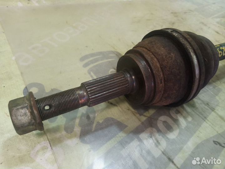 Ось привод шрус задний Infiniti Fx35 S50 3.5