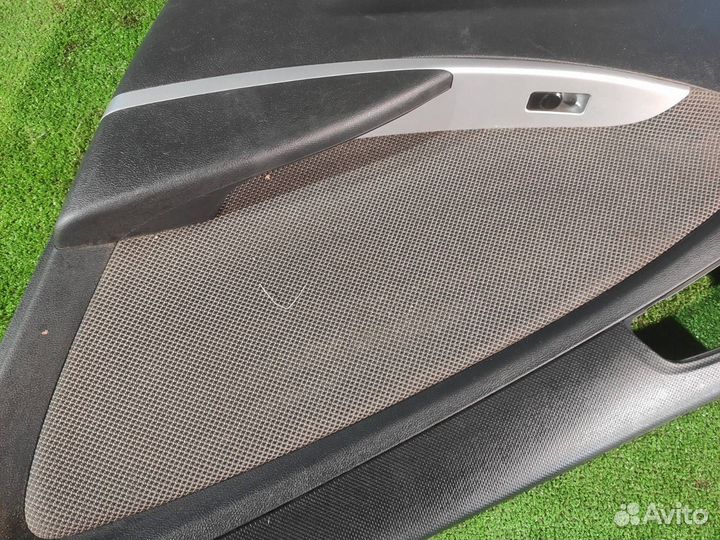 Обшивка двери задняя правая Hyundai Solaris седан