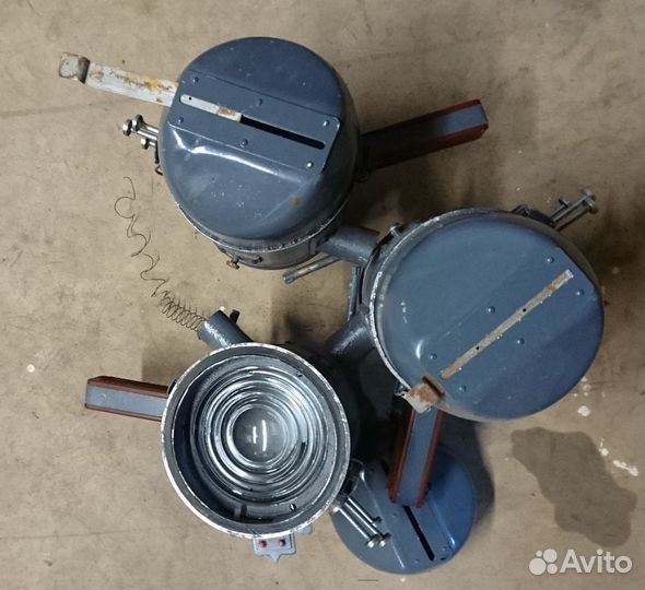 Светильник светосигнальный (прожектор) мснп-125