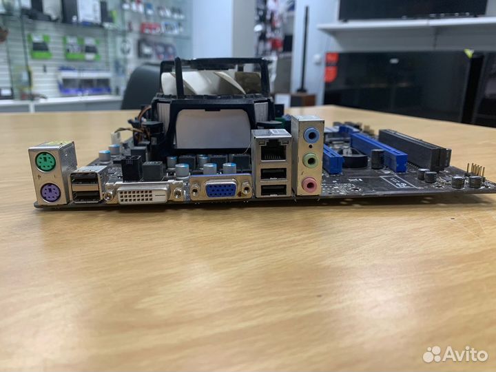 Материнская плата MSI H61M-G35 (G3)\пп