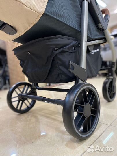 Коляска детская 