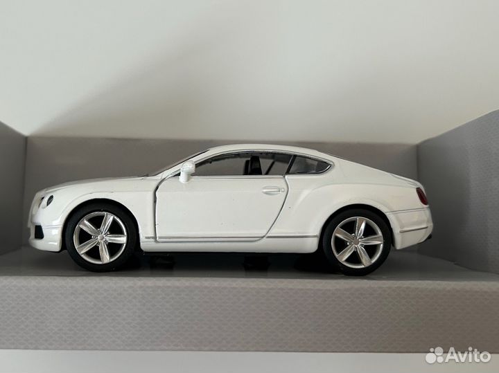 Детская машинка bentley