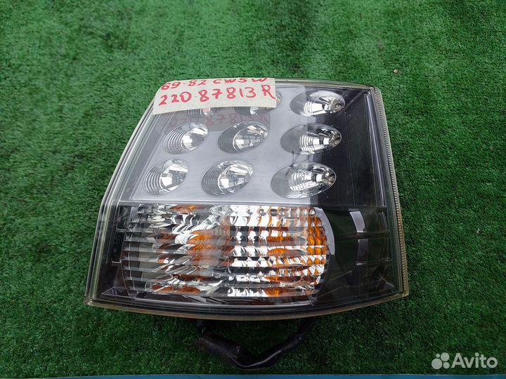 Фонарь задний правый Mitsubishi Outlander