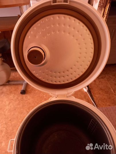 Мультиварка redmond бу