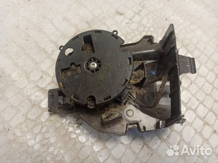 Моторчик зеркала правого