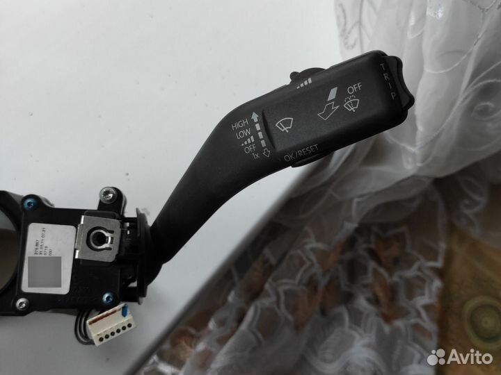 Подрулевой переключатель