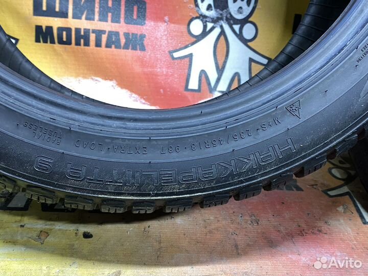 Nokian Tyres Hakkapeliitta 9 235/45 R18 98T