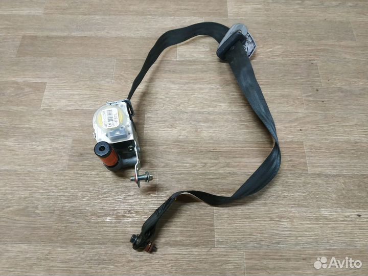 Ремень безопасности передний левый Hyundai Getz