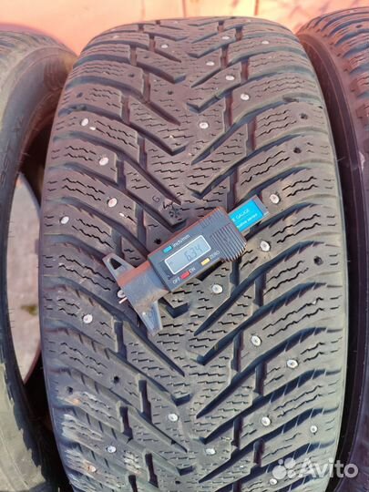 Nokian Tyres Hakkapeliitta 8 225/50 R18