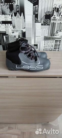 Лыжные ботинки