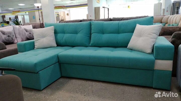 Диван с оттоманкой