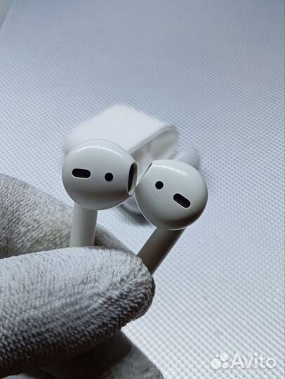 Airpods 2