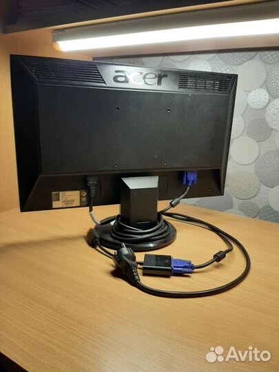 Монитор acer