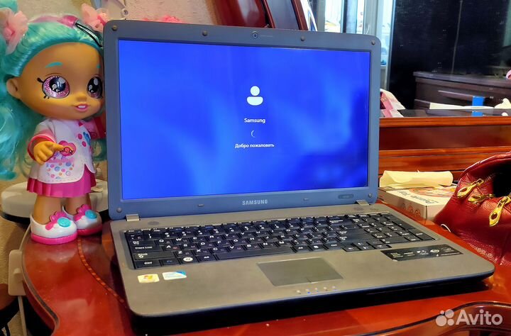 Ноутбук samsung R530