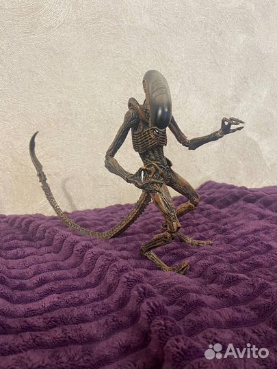 Коллекционная редкая фигурка ксеноморфа