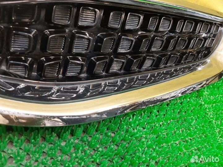 Решетка радиатора Kia Rio X-Line FB 2017 - 2020