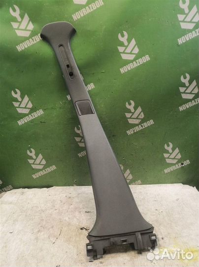 Обшивка стойки Рено Клио 2 Симбол