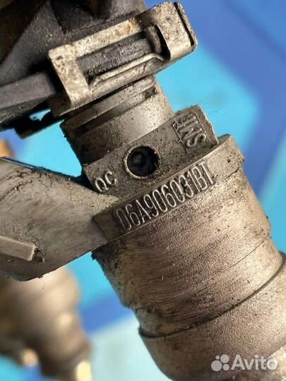 Форсунка топливная бензиновая 06A906031BT