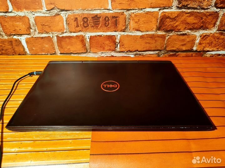 Dell P72F-i7-7 Gen\24 Озу\GeForce GTX 1050 ti\SSD