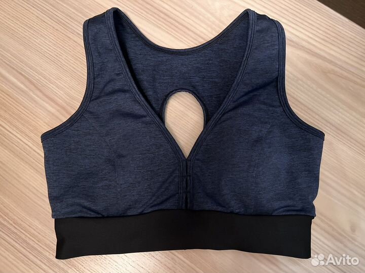 Костюм спортивный