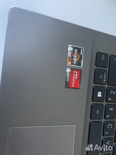 Asus vivobook s14