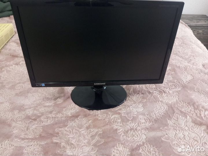 Монитор Samsung S20B300
