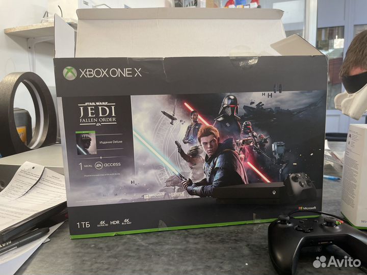 Xbox One x 1tb с играми