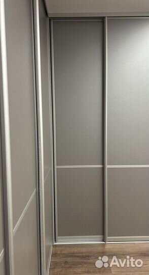 Угловой шкаф