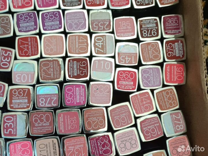 Помада мейбелин