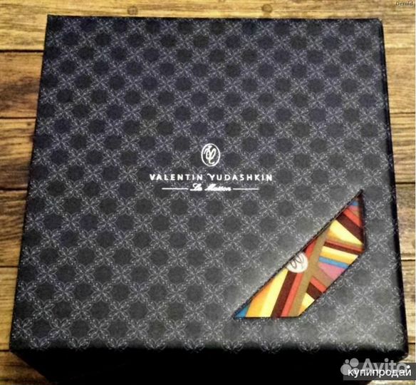 Набор фарфоровый от Валентина Юдашкина