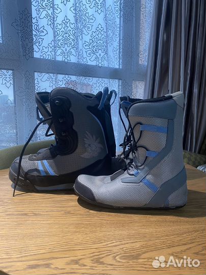 Сноубордические ботинки женские 40 atom