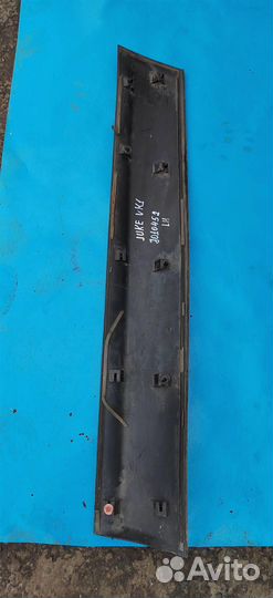 Молдинг двери передней левой Nissan Qashqai J10