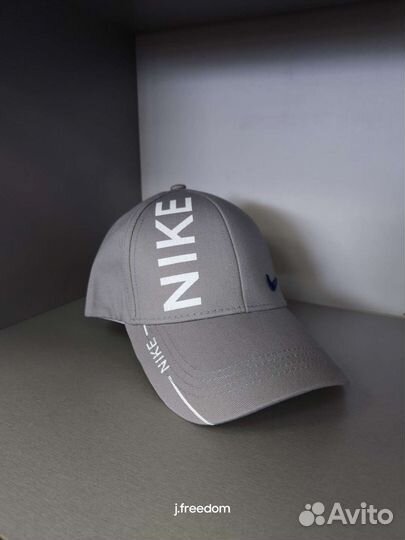 Кепка бейсболка nike