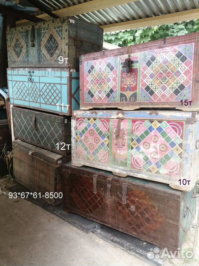 Сундук старинный расписной окованный свадебный