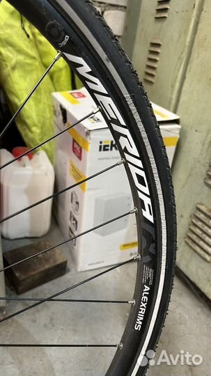 Merida crossway 100 urban велосипед