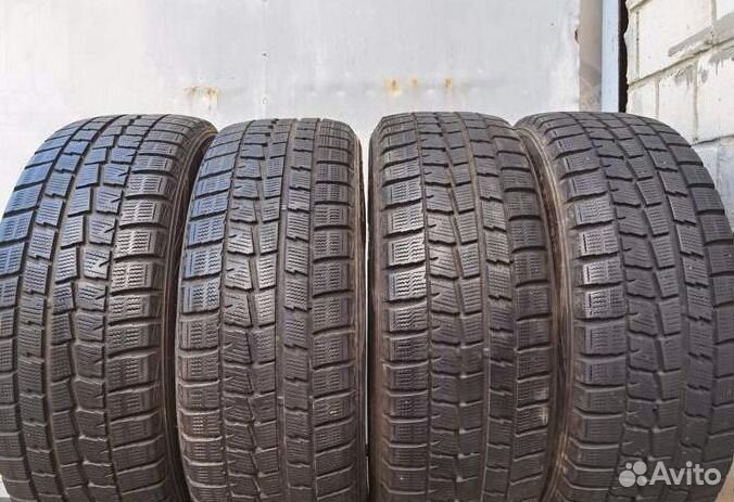 Dunlop Winter Maxx WM01 215/55 R17 97V