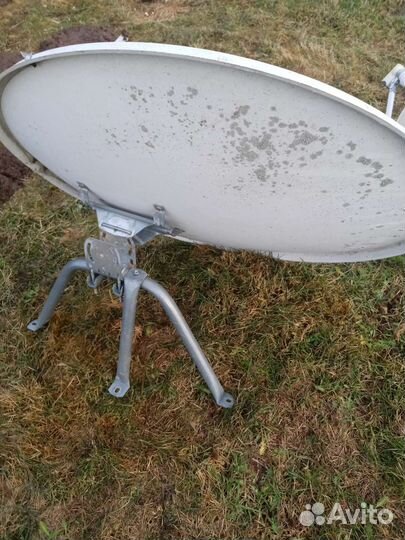 Спутниковая тарелка